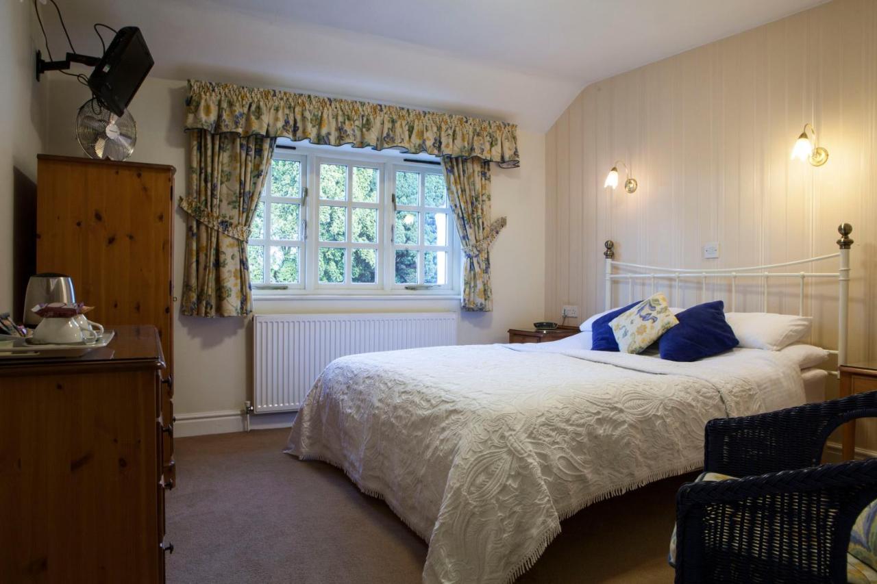 Red Lion Inn Little Budworth 외부 사진