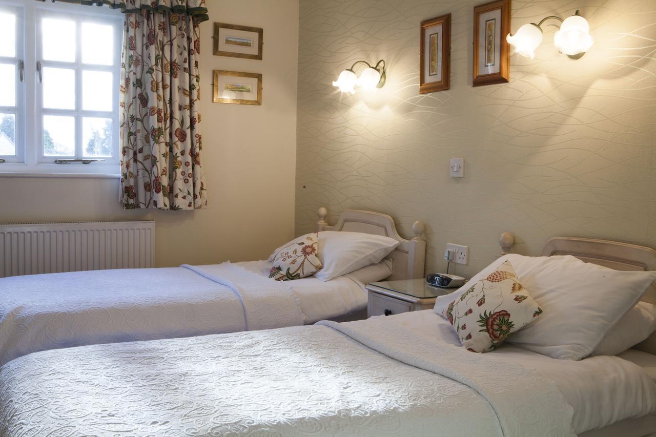 Red Lion Inn Little Budworth 외부 사진