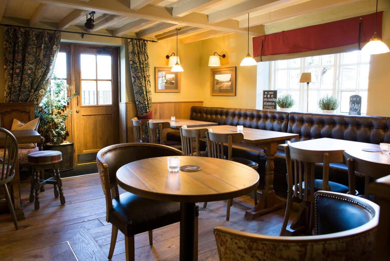 Red Lion Inn Little Budworth 외부 사진